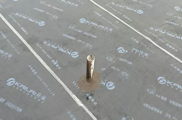 预铺高分子自粘胶膜防水卷材施工方法